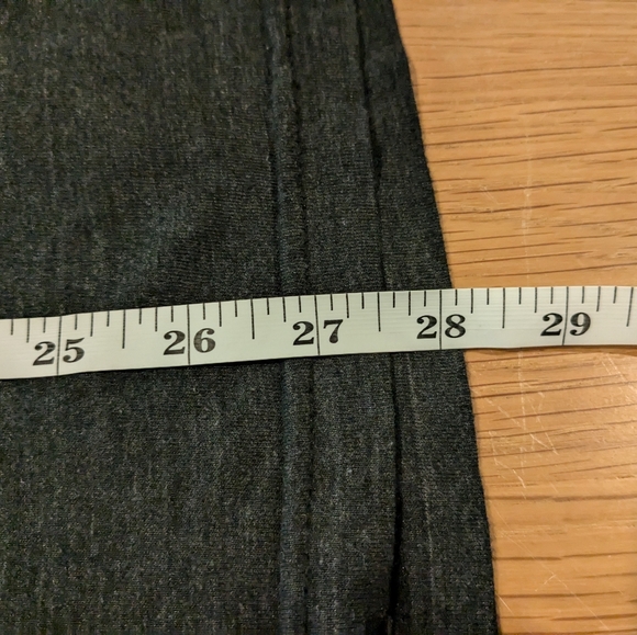 Square Cash App Corporate Pride Rainbow Dark Gray Tee in Medium - Picture 12 of 13